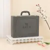 Caja de Entrega Inmobiliaria de Cuero Personalizada con Llavero Almacenamiento de Documentos Maleta de Información de Entrega Inmobiliaria con Logo Imprimible