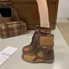 Botas nuevas de moda estilo motociclista con cordones, retazos, caña corta ajustada, suela gruesa, aumento de altura interior, botines cortos estilo western para mujer 2026m color