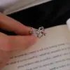 Anel Aberto Vintage em Formato de Y Escovado Transfronteiriço com Pedras Preciosas para Mulheres, Anel de Dedo Indicador de Nicho de Alta Qualidade, Simples e Moderno