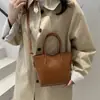 Bolsas para Mulheres 2025 Novo Estilo Bolsa de Ombro Único Transversal Porta-Moedas Celebridade da Internet Bolsa Saco de Alto Padrão Estilo Estrangeiro Cor Sólida Bolsa para o Dia a Dia