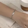 Joyería de Moda Transfronteriza Europea y Americana Pulsera de Acero de Titanio para Mujer Joyería de Acero Inoxidable de Lujo Ligero de Gama Alta Pulsera Personalizada para Mujer