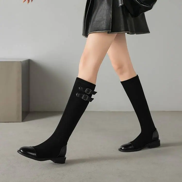 20250909975566059_750.jpg?imageslim