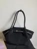 Bolsa Tote de Ombro e de Mão Fashion Retro de Camurça Grande Capacidade Transfronteiriça Simples para o Dia a Dia Outono 2025