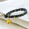 Collar Lindo de Vaquero para Mascota con Patrón Dorado Estrella de Cinco Puntas Campana Grande Ajustable Accesorios para el Cuello de Gato y Perro Teddy