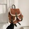 Nova Mochila Pequena Retrô Outono/Inverno 2026, Mochila de Veludo de Lã de Cordeiro, Mochila de Textura Niche de Alta Qualidade, Leve
