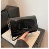 Bolso de Hombro Brillante Sencillo de Moda Bolso de Hombro Retro Bolso de Axila Nuevo Retro para Mujer Invierno 2025 Bolso Cuadrado Pequeño