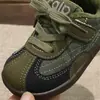 2026 Zapatos Nuevos de Algodón para Niños, Estilo Coreano, Superficie de Cuero, Zapatos Deportivos para Niños Pequeños, Zapatos Bebé Forrest Gump 6831
