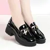 Mocasines 2026 Otoño/Invierno Nuevo Estilo Zapatos Pequeños de Cuero Estilo Británico Estilo Académico Casual Versátil Zapatos de un Solo Color Suela Gruesa Zapatos de Cuero Mujer