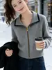 Suéter de manga larga extremadamente elegante para mujer con cuello camisero, nuevo modelo otoño e invierno 2026, top de punto ajustado y versátil para figuras petite