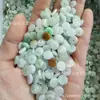 Direto da fábrica Jadeíta Birmanesa Natural Três Cores A mercadoria espaçador atacado Pequena fivela de paz de Jade acessórios tecidos à mão DIY