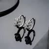 Brincos de Argola Cruzados de Zircônia Transfronteiriços para Homens, Brincos de Argola Lisos, Presilhas de Orelha de Raio, Pingentes de Orelha, Acessórios de Orelha para Mulheres, Amostra de Live do TikTok
