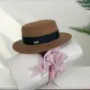 Sombrero Negro de Lana de Ala Plana de Nuevo Estilo de Gama Alta para Hombres y Mujeres, Elegante y a la Moda Sombrero Elegante 7 Operado por Uno Mismo
