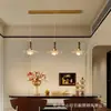 Lustre Vintage de Madeira de Nogueira com Pétalas para Sala de Jantar, Luminária Simples de Três Cabeças Estilo Longo para Balcão de Bar e Mesa de Jantar, Luminária de Corredor Estilo Lótus Retro Francês