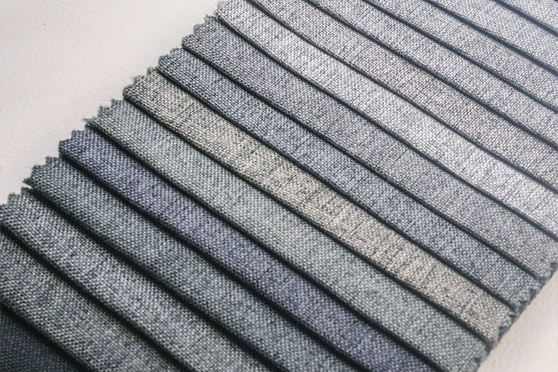 302 2000 2.jpg