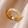 Europa e Estados Unidos venda quente anel de zircônia ins design de moda feminino sensação banhado a ouro 18K anel anel anel joias anéis