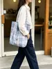 Bolsa de mano a cuadros de doble cara, pequeña, fresca y elegante, con estampados únicos y diseños de letras, una bolsa de hombro de gran capacidad perfecta para ir al trabajo y para ir de compras.