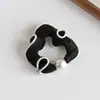 Nova Coleção Coreana de Scrunchies Plissados de Renda com um Toque de Luxo, Acessório de Prendedor de Cabelo Simples e Moderno com um Toque de Elegância