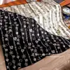 26 Estilos Nuevos de Pañuelos Cuadrados Pequeños de Seda y Lana a Doble Cara con Bloques de Color, Hechos de Seda de Morera y Lana de Seda Genuina, Modernos y Versátiles para Todas las Estaciones
