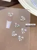 Decoraciones de Arte de Uñas de Circonita con Forma de Corazón Terminadas, Kit de Material de Moño de Pedrería Blanca Deslumbrante Famoso en Internet de Alta Calidad, Pedrería para Arte de Uñas