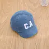 Gorra de Pana Infantil Coreana con Visera Corta Moda Otoño Hombres y Mujeres Bebé Color Sólido Bordado de Letras Gorra de Béisbol Moderna