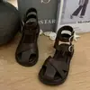 Sandalias para Niñas 2026 Verano Nuevo Estilo Zapatos para Niños Zapatos de Princesa para Niñas Pequeñas Suela Suave Sandalias Cerradas Casuales para Niñas