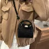 Bolsa de Mão Estilo Coreano Tendência Transfronteiriça Bolsa Saco para Mulheres Inverno 2026 Nova Estampa de Leopardo Bolsa de Ombro de Luxo Leve Bolsa Transversal para o Dia a Dia
