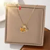 Colar de borla de diamante com esmalte de gota de luxo leve estilo francês microincrustado para mulheres, corrente de clavícula doce de dopamina da moda de alta qualidade