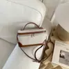 Bolso de Mano de Moda y de Alta Gama para Mujer 2026 Nuevo Invierno Retro Trendy Casual Bolso de Hombro Versátil Bolso Cruzado