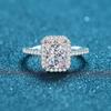 Anillo de Plata Esterlina Xdy925 para Mujer Cubo de Azúcar Micro-Incrustado Grava 1 Quilate 2 Quilates Cuatro Garras Forma Especial Anillo de Moissanita