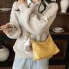 Bolsa feminina retro Maillard modelo novo 2026, bolsa de ombro tipo bolinho super popular de nicho, bolsa de ombro e transversal de grande capacidade
