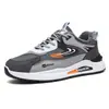 Zapatos de algodón de invierno para hombre 2026 estilo nuevo zapatillas con forro de felpa de moda versátiles antideslizantes casuales para correr D291-1 algodón