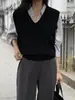 Novo colete de lã feminino de outono, gola V, curto, em camadas, sem mangas, cor sólida, base de malha, suéter afunilado