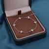 Pulsera de Plata de Ley 925 con Circonita Incrustada de Diamante en Forma de Trébol de Cuatro Hojas para Mujer, Lujo Ligero, Exquisita y a la Moda, Pulsera Estilo Nuevo 2025