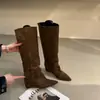 Botas de Moda para Mujer 2026: Botas Altas de Tubo Recto con Punta Aguda Estilo Retro de Nicho, Diseño Adelgazante, Nueva Colección de Botas de Otoño