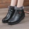 Sapatos de inverno para mães, sapatos de algodão antiderrapantes com sola macia, sapatos de meia-idade e idosos, botas de algodão para avó, forrados com lã, sapatos velhos e quentes