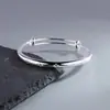 Pulsera de Trébol de Cuatro Hojas de la Suerte Regalo Día de la Diosa Pulsera Sólida Estilo Joven Elegante Pulsera de Flor Brillante de Empuje y Tiro