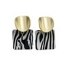 Aretes coreanos de atmósfera personalidad exagerada tablero de ajedrez dorado esmerilado nuevo diseño aguja de plata S925 aretes acrílicos