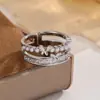 Anillo Abierto Ajustable Exquisito Ultra Brillante con Mariposa de Circonita Microincrustada y Perla, Anillo de Diseño Versátil para el Uso Diario