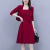 Conjunto de dos piezas para mujer talla grande con un pequeño blazer y un vestido de tirantes, nuevo estilo primavera y otoño, vestido elegante y favorecedor para chicas con curvas