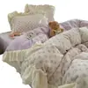 Estampado floral pequeño, terciopelo de leche grado A, juego de ropa de cama de cuatro piezas con ribete de encaje, adecuado para otoño e invierno, incluye sábana plana, sábana ajustable y funda de edredón, para uso doméstico