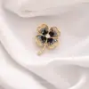 Broche de Laço Coração Simples para Mulheres, Corsage de Luxo, Alfinete Anti-Exposição para Gola Feminina, Alfinete de Cardigã, Acessório de Roupa