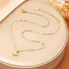 Cadena de Clavícula Mariposa Dorada para Mujer 2026 Nuevo Estilo Simple Nicho Lujo Ligero Acero de Titanio Collar Elegante Versátil Accesorio de Alta Gama