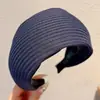 Faixa de cabelo da moda e estilosa na cor café para mulheres, faixa de cabelo versátil de alta qualidade, faixa de cabelo antiderrapante para lavar o rosto, acessório de cabelo estilo coreano