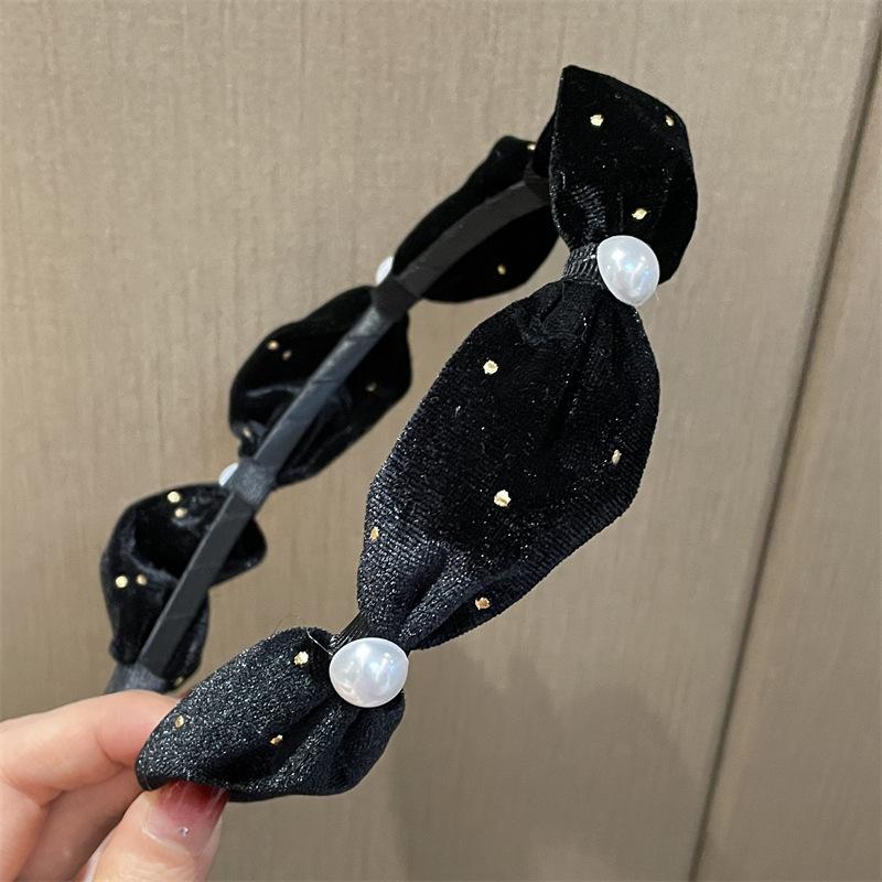 2203074 (20) 2110261  4.8