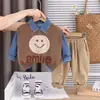 Conjunto Casual de 3 Peças para Meninos 2025 Nova Moda Camisa com Colete Rosto Sorridente Roupas Estilosas de Outono para Bebê Tendência Legal