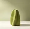 Nuevo Producto Jarrón de Plástico Estilo Dopamina Adornos Decorativos para el Hogar Ramo de Flores Secas de Lirio Arreglo de Flores Falsas Sentido Avanzado