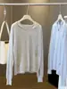Camisa de Tricô com Capuz e Recortes Azul para Proteção Solar Feminina, Novo Estilo Verão 2026, Caimento Solto, Emagrecedor, Casual, Cor Sólida, Manga Longa