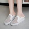 Zapatillas de Media Pantufla con Elevación Interna para Mujer para Usar Afuera Verano Malla Nueva con Pedrería Transpirables Tacón de Cuña Plataforma de Suela Gruesa Zapatos Blancos