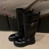 Botas de motociclista coreanas cómodas de suela gruesa, punta redonda, sin cordones, nuevas para otoño e invierno 2026, botas de montar versátiles y de moda para mujer
