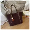 Bolso de Gran Capacidad para Mujer 2026 Nuevo Otoño/Invierno Tacto de Alta Gama Estudiante Universitaria Bolso de Hombro Único para Clase Bolso Tote para Viajar